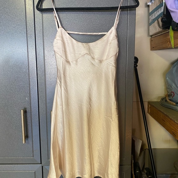 Princess Polly Jazelle mini dress - Picture 4 of 5